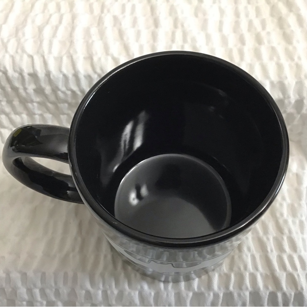 DC Comics Batman Glow In The Dark Logo Mug - Picture 11 of 11